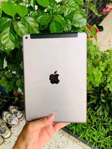 IPad 6 generation Sim&Wifi 32Gb