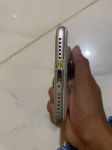 iPhone 7 សានំណែន ថ្មខ្ពស់តួរស្អាត99% លក់20$