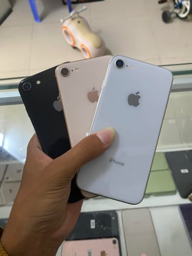 iPhone 8 99% សាណុំ 40la ដាច់