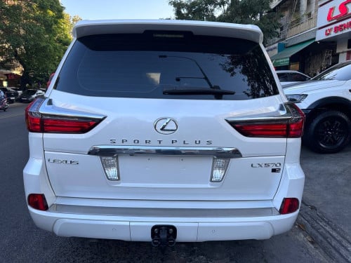 Lexus LX570 SPORTPLUS Full Option (Abrab) ឆ្នាំ2016 ទឹកថ្នាំស្រុិនម៉ាជុំ100%