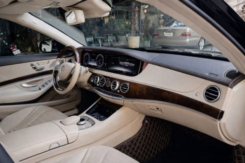 Maybach លក់ប្រញាប់