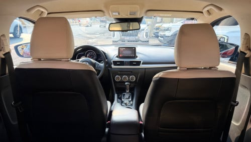Mazda 3 2015 ឡានស្អាតធានាជូនថ្មីខ្លាំងមួយគ្រឿងនេះ