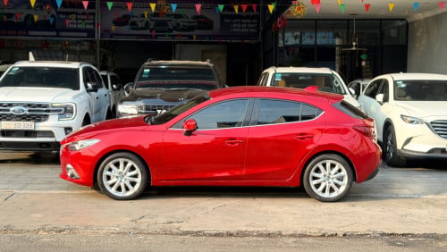 Mazda 3 2015 ឡានស្អាតធានាជូនថ្មីខ្លាំងមួយគ្រឿងនេះ