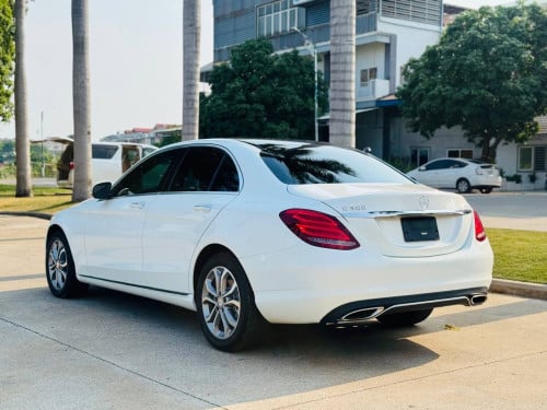Mercedes-Banz C300 015 Full 4 Matic