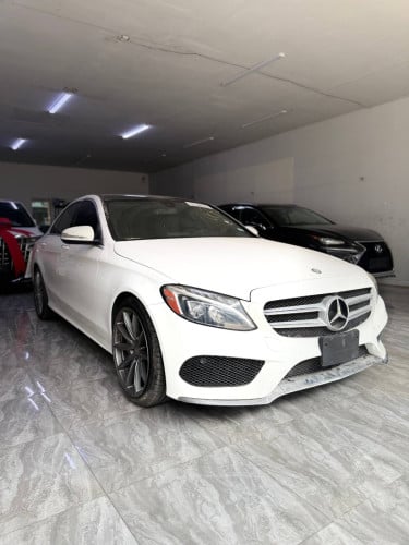 Mercedes Benz C300 AMG - ទើបទំលាក់