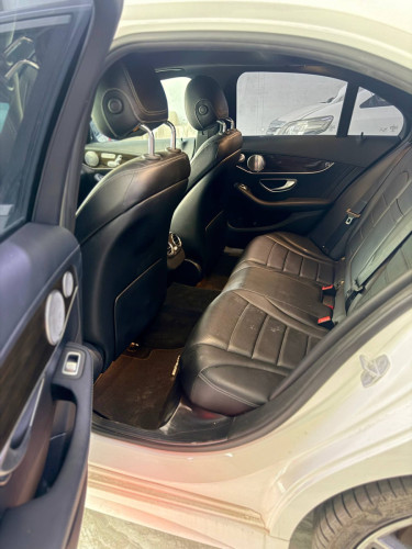Mercedes Benz C300 AMG - ទើបទំលាក់