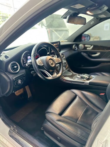 Mercedes Benz C300 AMG - ទើបទំលាក់