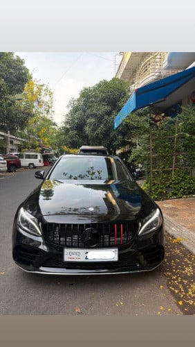 Mercedes C300 up AMG for rent