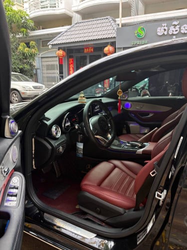 Mercedes C300 up AMG for rent