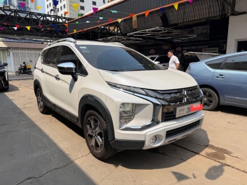 Mitsubishi Xpander cross 2021