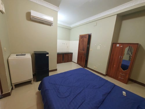 Nice Studio Apartment Elevator near st 271 Sovana market