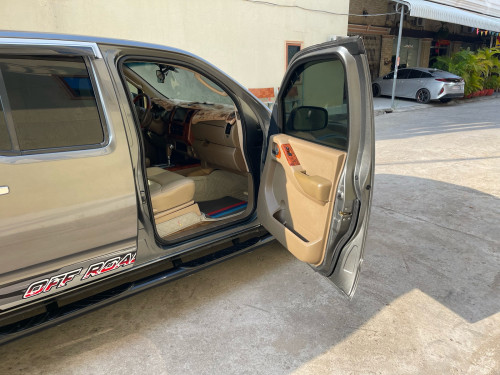 Nissan Frontier 05,P1
