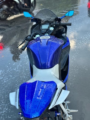 Yamaha R15 V3 (exhange for auto)