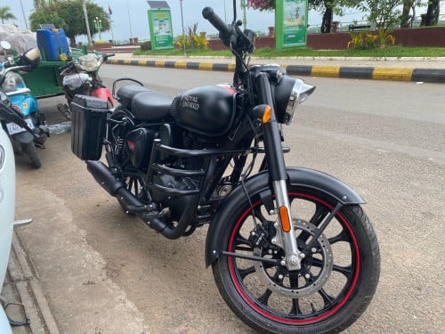 Royal Enfield Classic 350