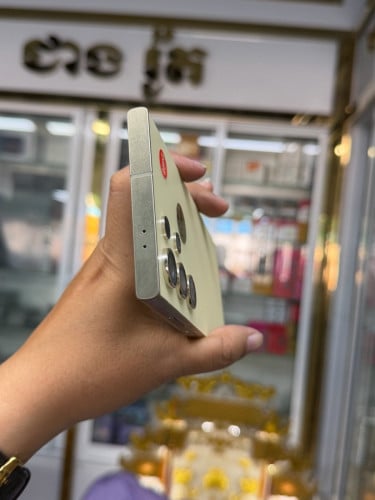 Samsung S24 Ultra ស្អាត 99.9%