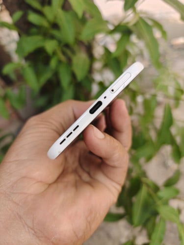 Techno Spark Slim 8g/256g(វៃដូរបាន)👉$165