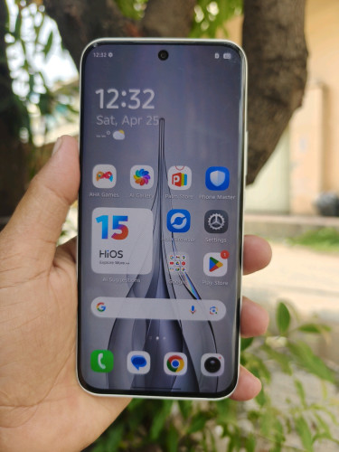 Techno Spark Slim 8g/256g(វៃដូរបាន)👉$165