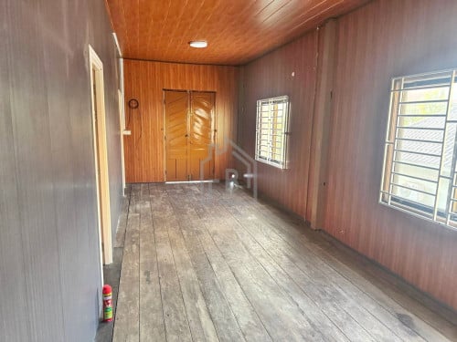 Townhouse 3 Bedrooms for RENT in Boeng Tompoun Area_West of Russian Market