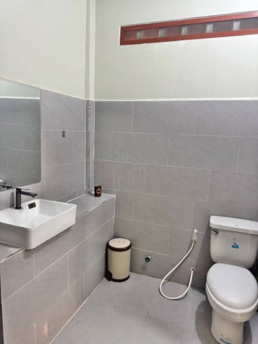 Townhouse 3 Bedrooms for RENT in Boeng Tompoun Area_West of Russian Market