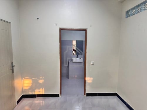Townhouse 3 Bedrooms for RENT in Boeng Tompoun Area_West of Russian Market