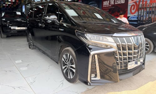 Toyota Alphard 2.5