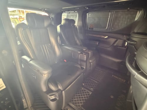 Toyota Alphard 2019Taiwan V6
