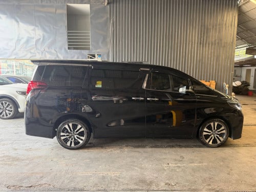 Toyota Alphard 2019Taiwan V6