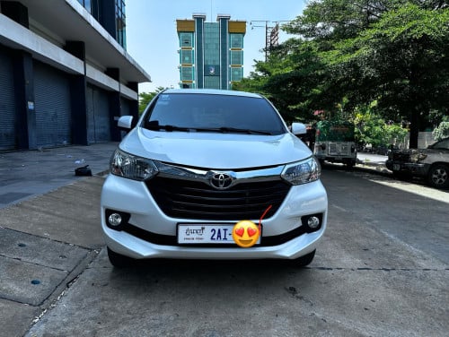 toyota Avanza ឆ្នាំ2016ពណ៍ស​ ឡានខ្លាញ់គោបកកេះស្រុកខ្មែរ​ ថ្មីណាស់បងប្អូន99%​ គីឡូស្រុីន5មុឺនគីឡូជាង
