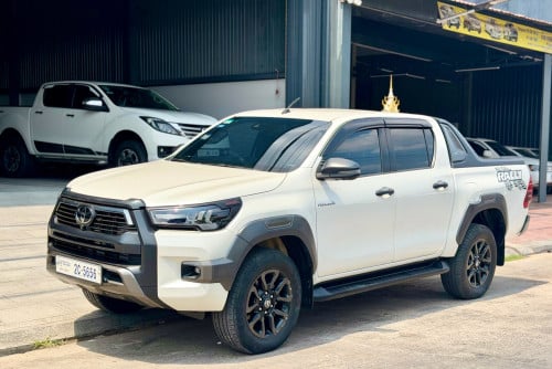 Toyota Hilux Revo rally