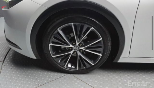 Toyota Prius XLE 2.0 2024