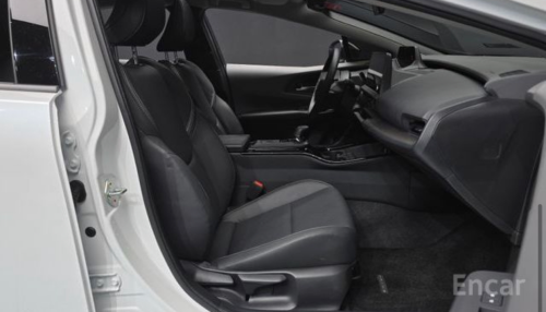 Toyota Prius XLE 2.0 2024