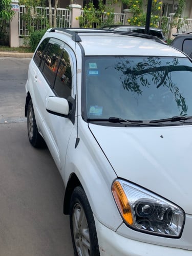 RAV4 2001 P1 White PNH Sen Sok