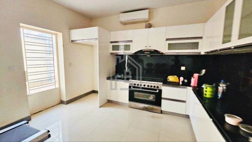 Twin Villa 4 Bedrooms for RENT near TK Avenue
