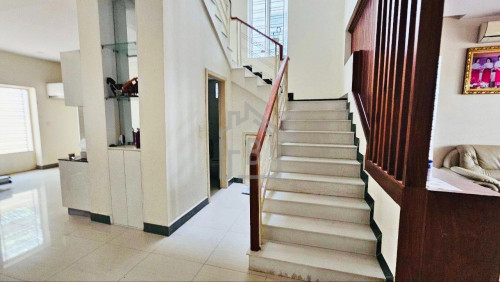 Twin Villa 4 Bedrooms for RENT near TK Avenue