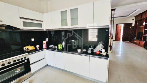 Twin Villa 4 Bedrooms for RENT near TK Avenue