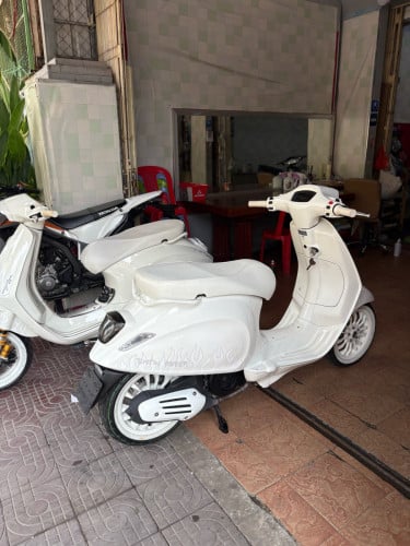 Vespa Justin limited