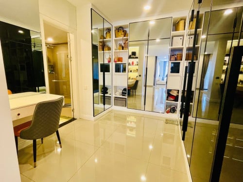 Villa for RENT! • Location: Borey Chip Mong Land50m