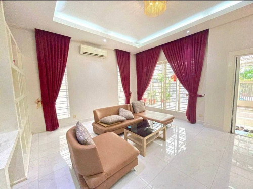Western-Twin Villa 4 Bedrooms for RENT in front CIA First International School