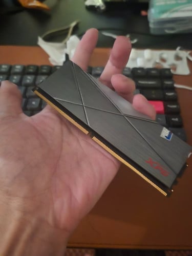 XPG RGB DDR4 X16Gb មួយទឹក