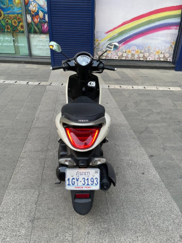 Yamaha Janus 2017