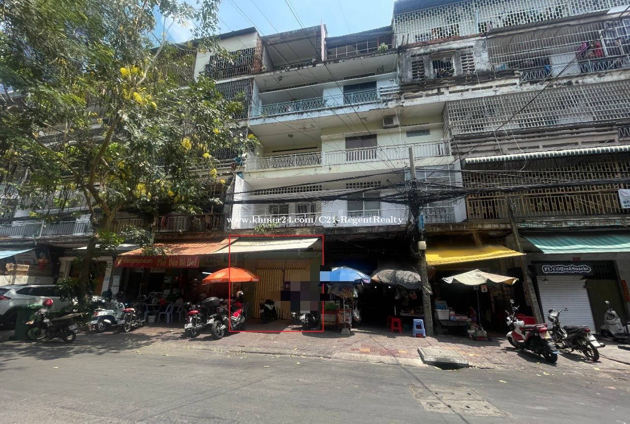 Shophouse for sale in Doun Penh