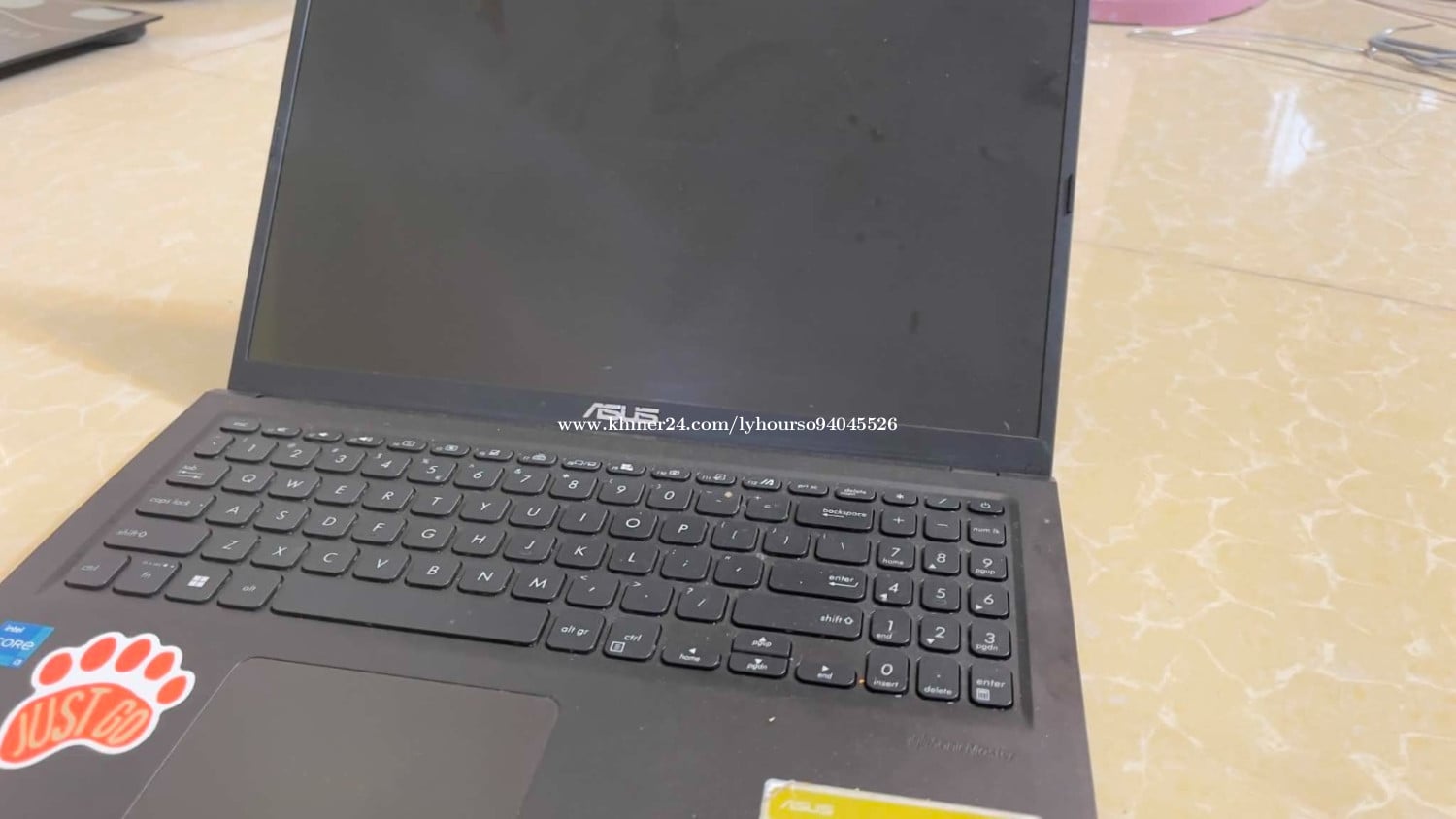 Asus Vivo book (97%)