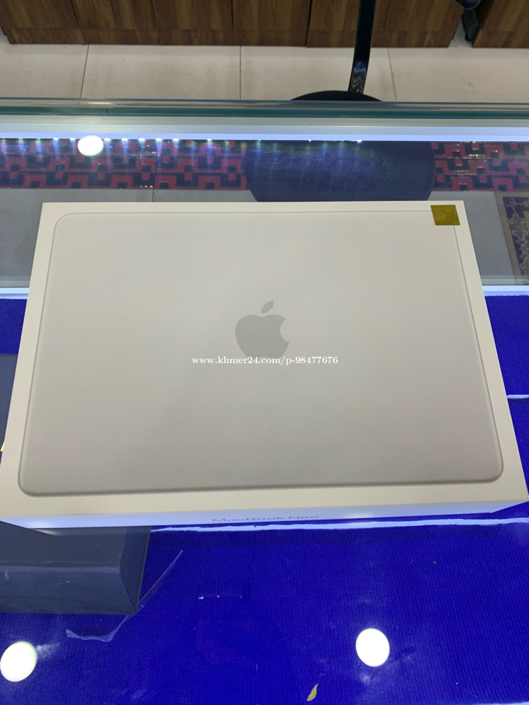 MacBook Neo ๐ป Silver 256GB new box