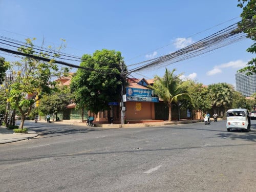 ដីសម្រាប់លក់បឹងកក់២ ខណ្ឌទួលគោក ភ្នំពេញ