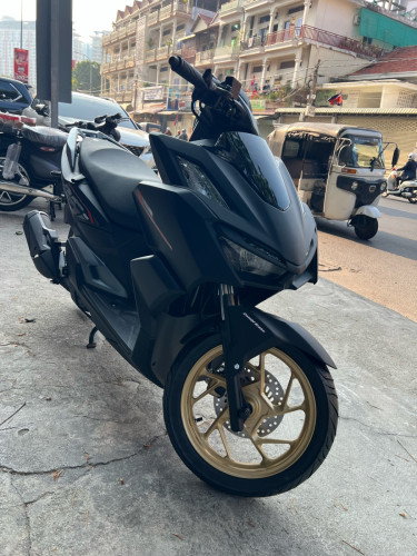 ក្រដាស់ពន្ធ