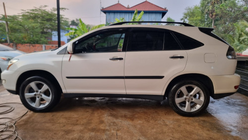 ឡានលក់បន្ទាន់