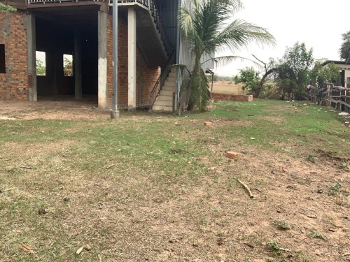 ដី និងផ្ទះលក់