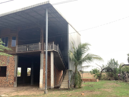 ដី និងផ្ទះលក់