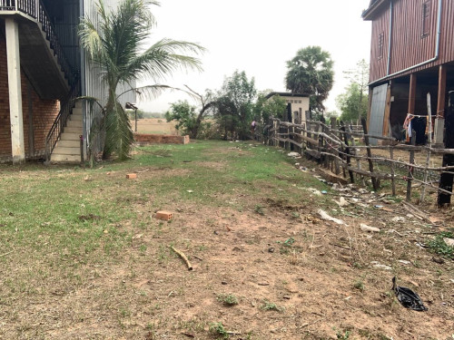 ដី និងផ្ទះលក់