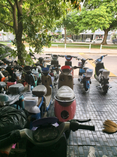 មានលក់កង់និងម៉ូតូអគ្គីសនីមានគុណភាពល្អ